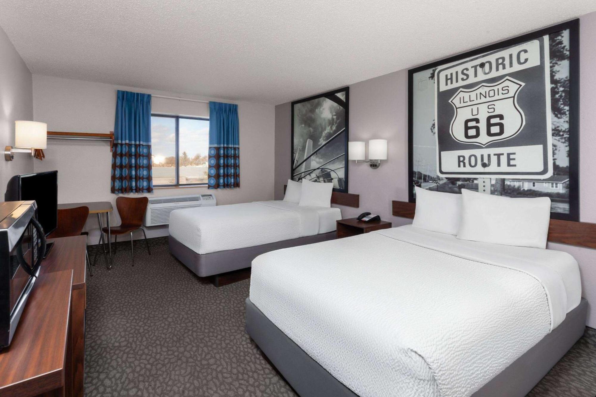 Super 8 By Wyndham Romeoville Bolingbrook Exterior foto